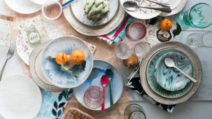 Assiettes tendance : découvrez la vaisselle scandinave qui révolutionne les tables avec une touche chic et moderne