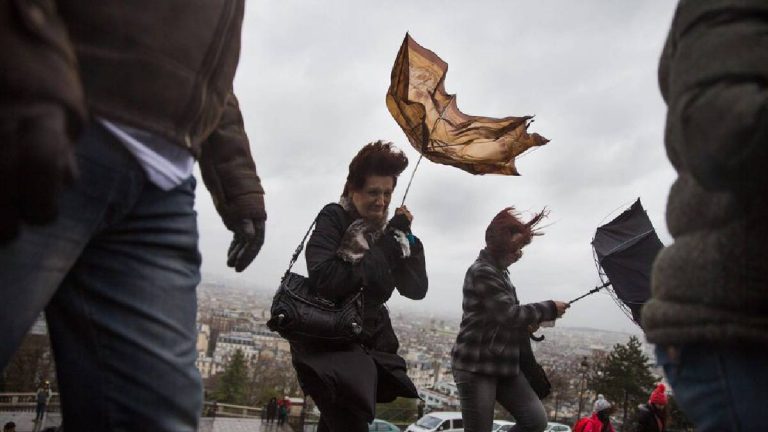 Après tempête et neige, un nouveau danger météo menace ces départements, alerte Météo France