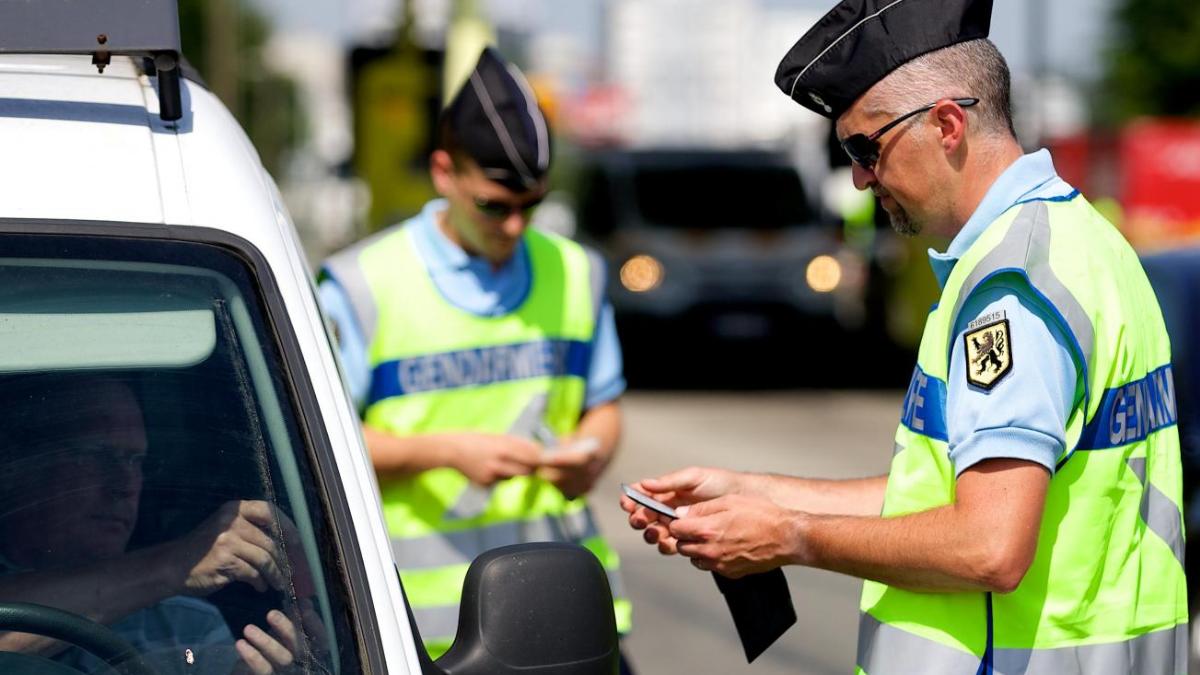 Automobiliste : vous ne devez jamais dire "oui" à un policier s'il vous pose cette question piège