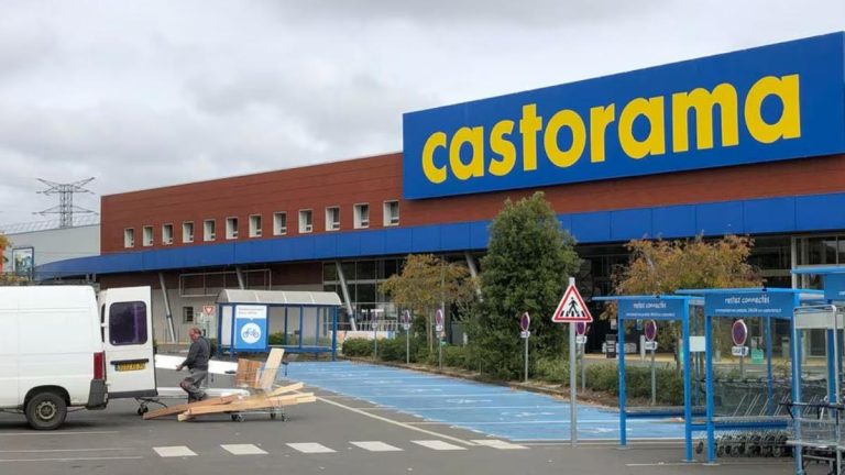 Mauvaise nouvelle pour les jardiniers : Castorama supprime ce produit culte de ses rayons
