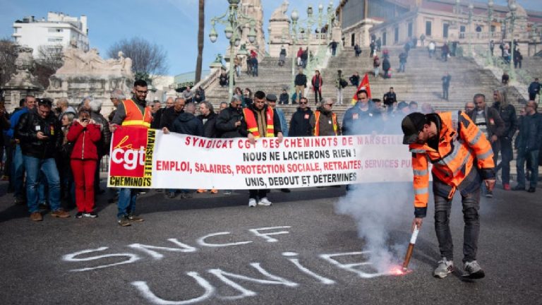 Grève SNCF du 8 mai : Votre billet TGV est en danger, voici ce qu'il faut faire rapidement